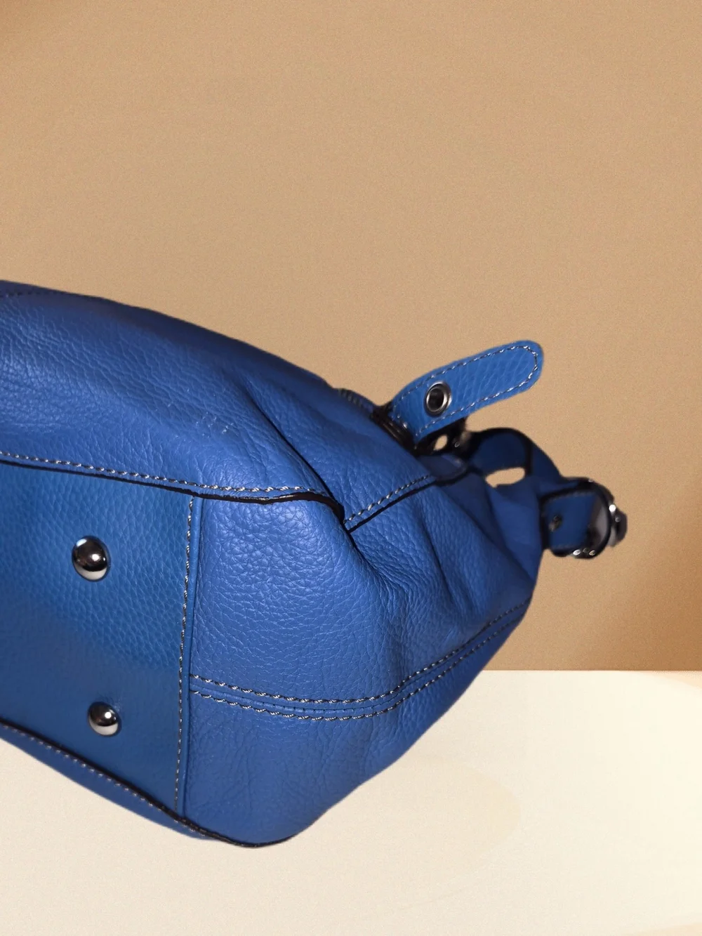 Tignanello vibrant blue